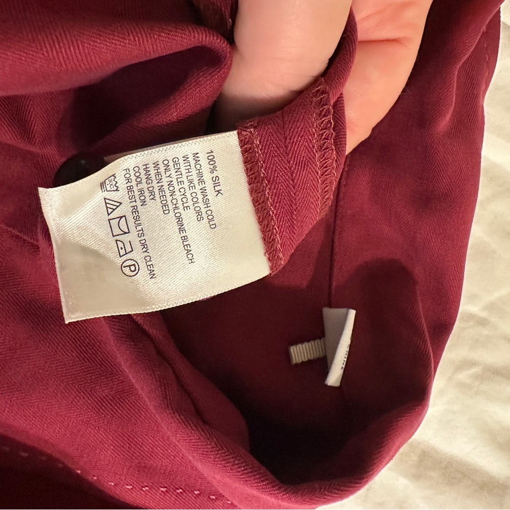 Tommy Bahama Men's Short-Sleeve Silk Camp Shirt Dark Red 2XLB - Picture 6 of 6